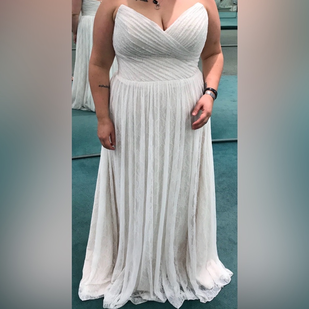 Flowy Ivory Strapless Wedding Dress